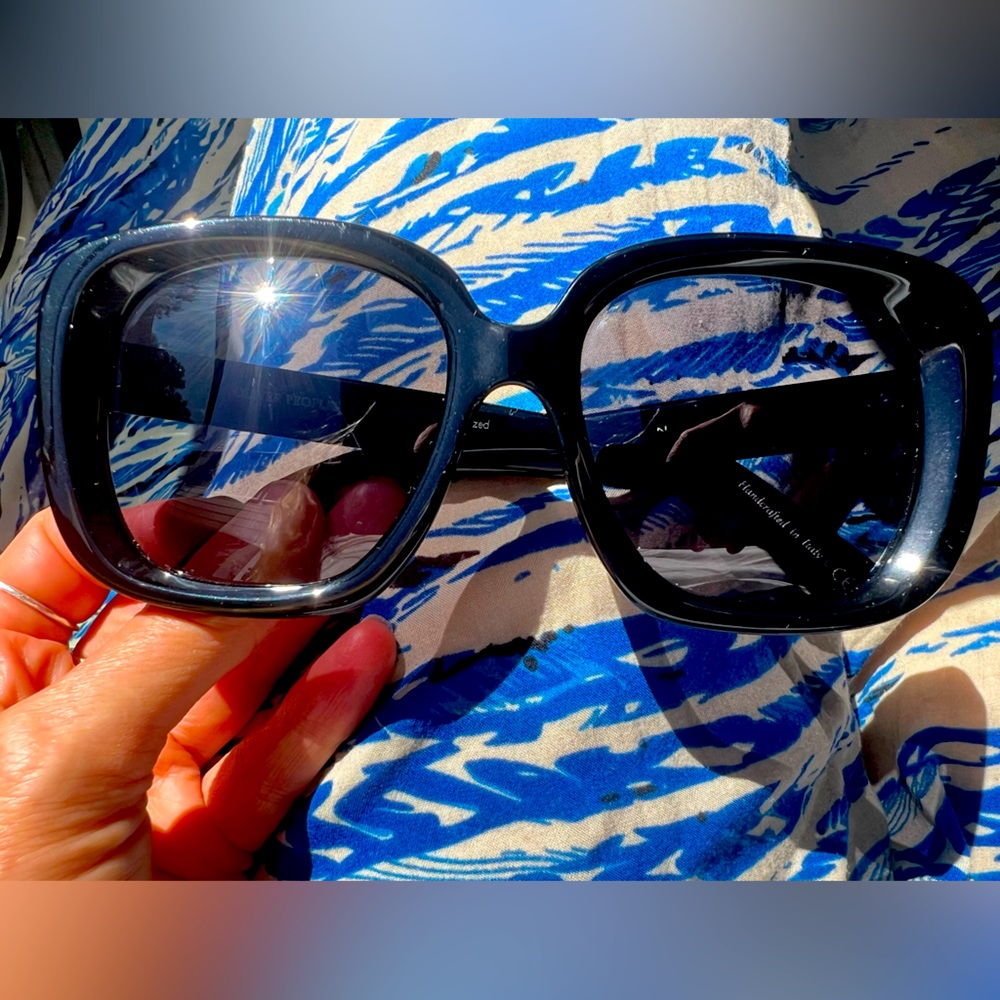 Sun Glasses. Oliver People’s. Brand New.